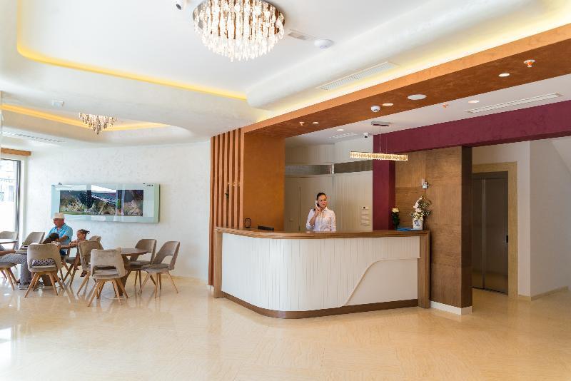 Kadmo Hotel 4*